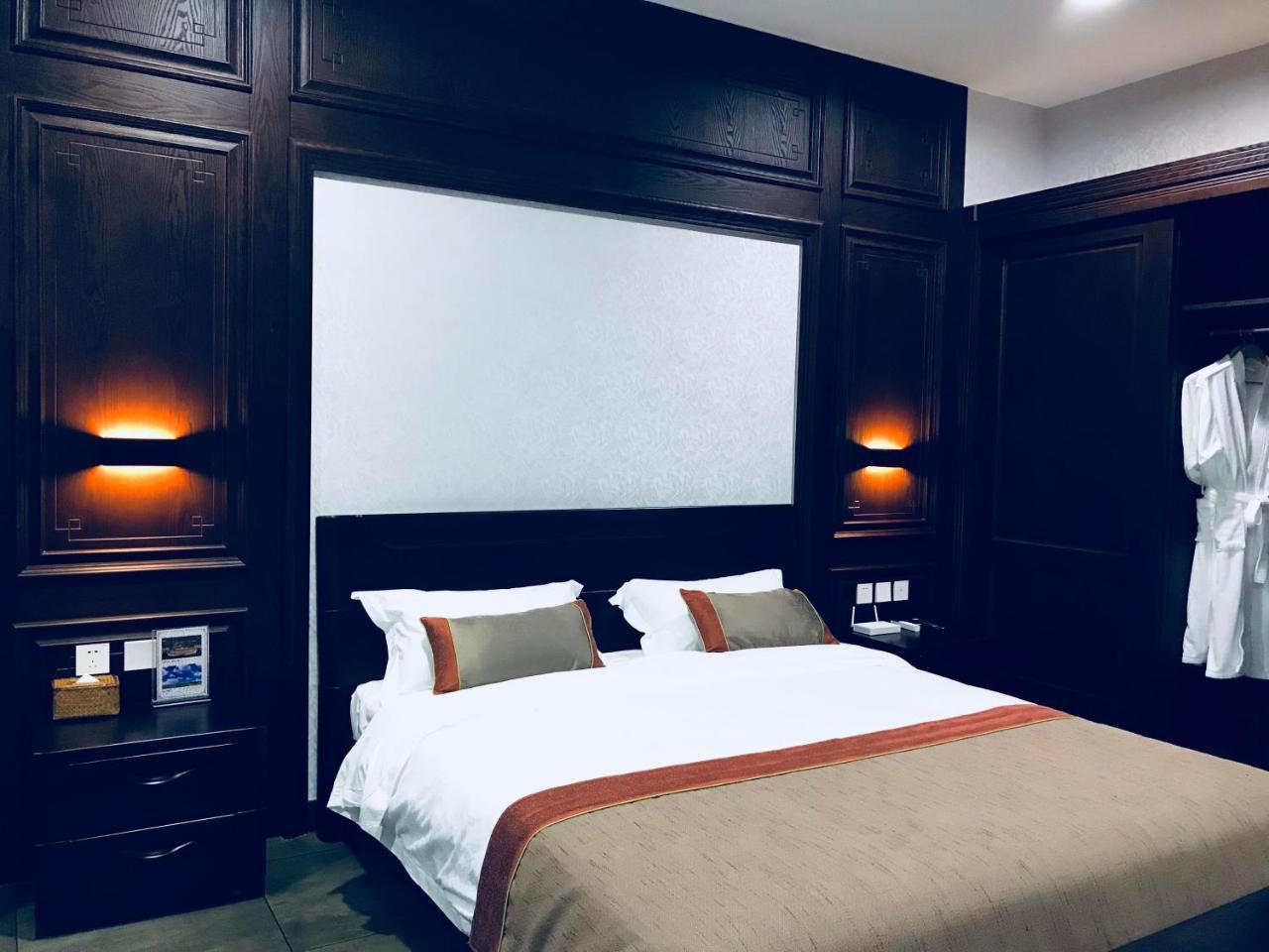 Chengde Kai Ren Hua Fu Inn Bi Shu Shan Zhuang Dian Exteriör bild
